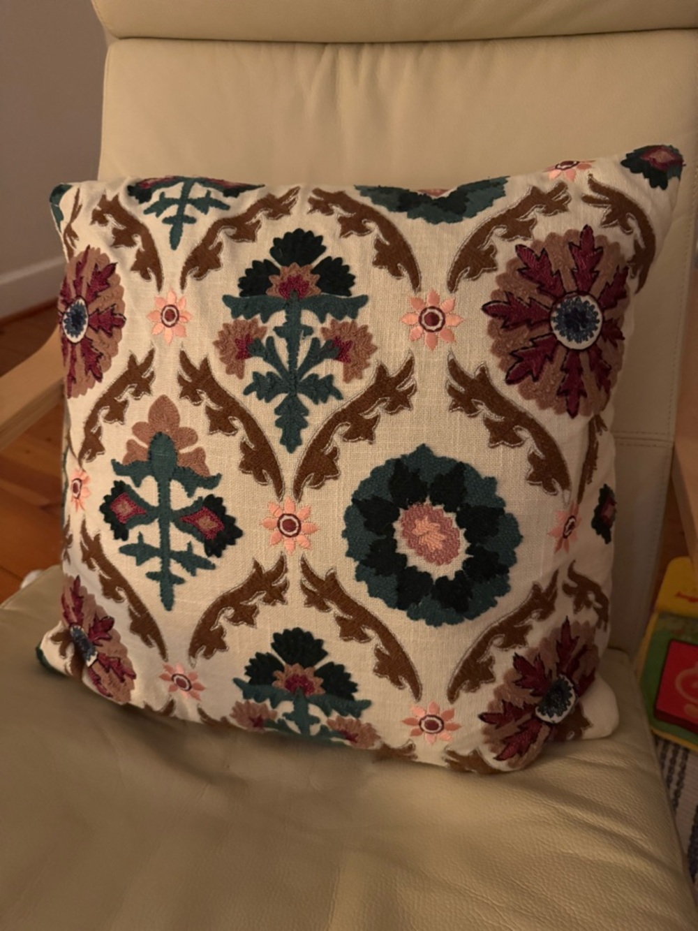 Embroidered cotton pillow covers 20x20